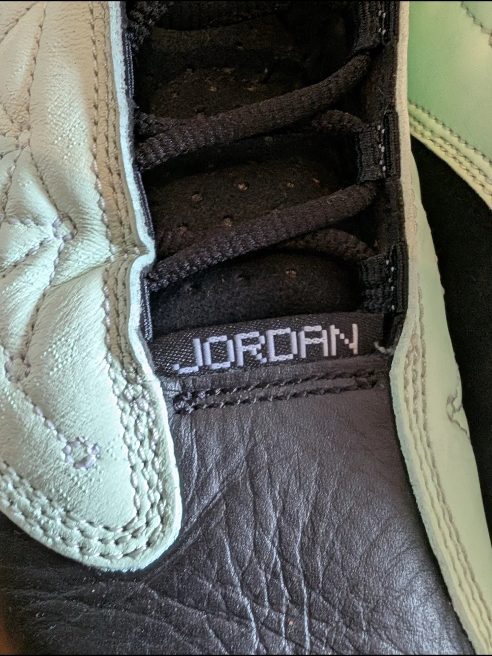 Air Jordan 13 Retro Low 